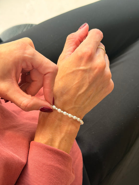 Freshwater Pearl Bracelet in Silver