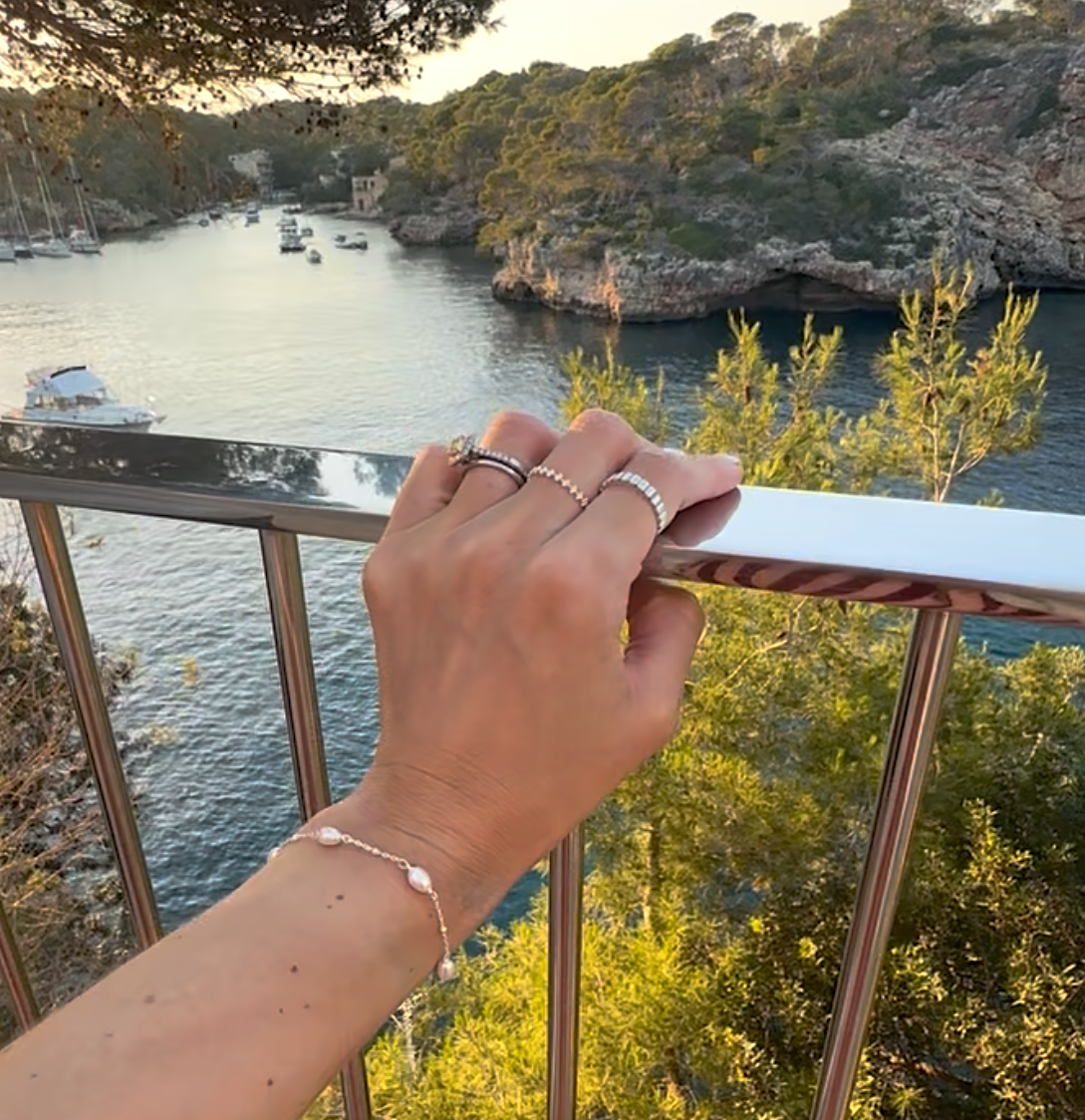 Silver Freshwater Pearl Bracelet