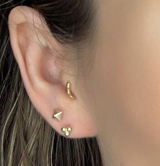 9K Gold Pyramid Studs