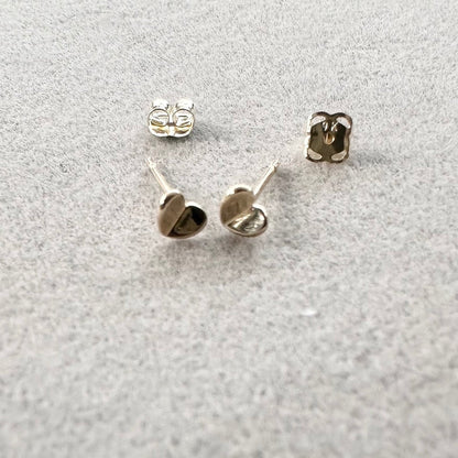9k Gold Heart Studs