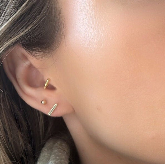 9 Karat Gold Sphere Studs: 3mm Polished Gold Earrings