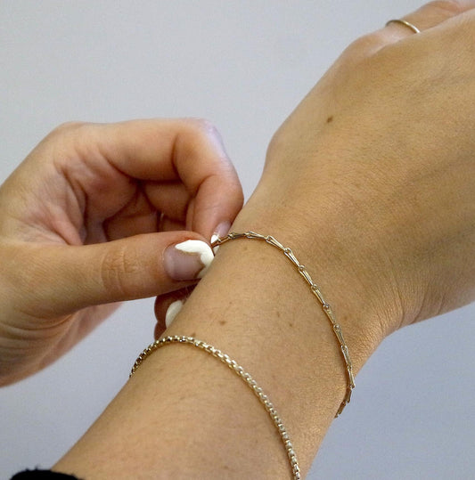 9K Gold Seed Bracelet