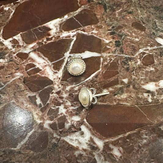 Pearl Studs in Silver | Freshwater Pearl stud earring